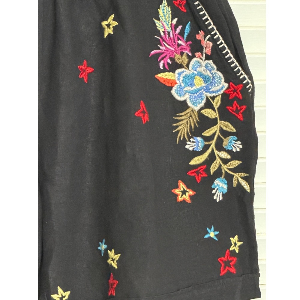 Johnny Was Los Angeles Linen Embroidered Floral Shorts Womens Small Boho - Picture 5 of 13